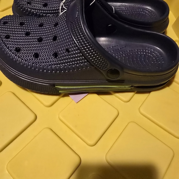 Unk Men's Navy Slip-On Clogs - Picture 6 of 9